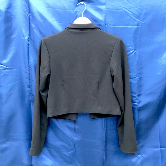 Gorgeous dress blazer - Picture 2 of 3